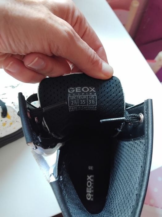 Детски обувки Geox, 35 номер