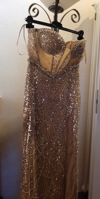 Rochie de seara bijuterie