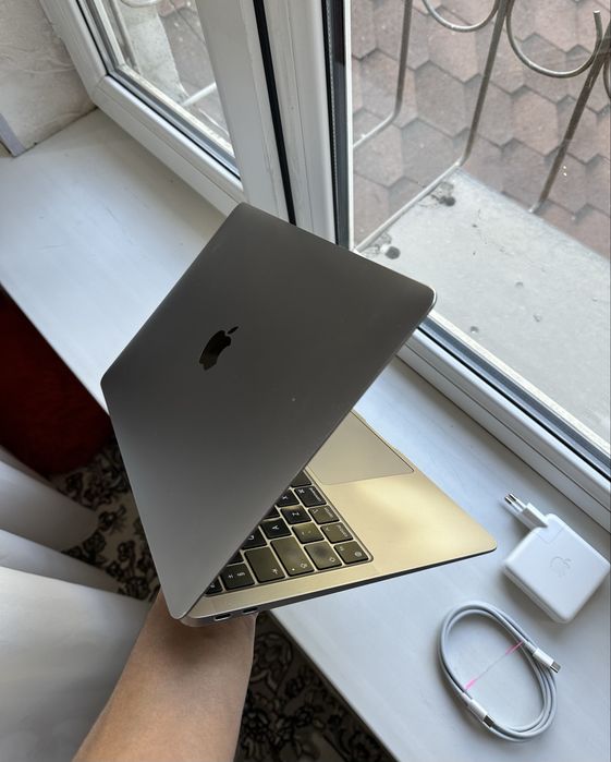 MacBook Air M1 Gray 16/256GB