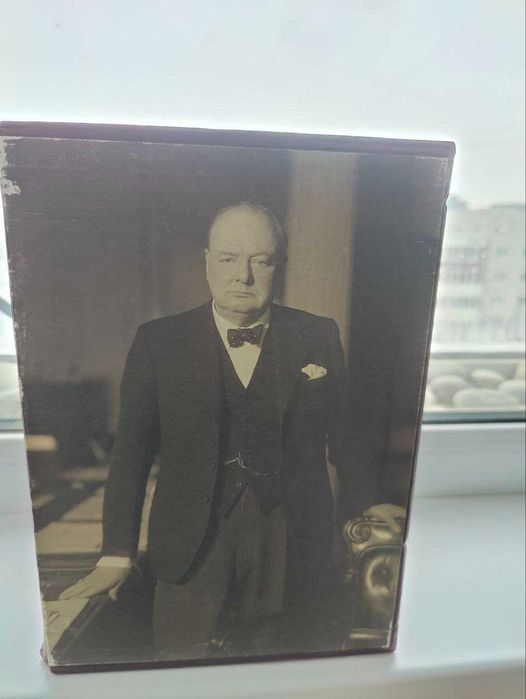 История англоязычных народов, Уинстон Черчилль