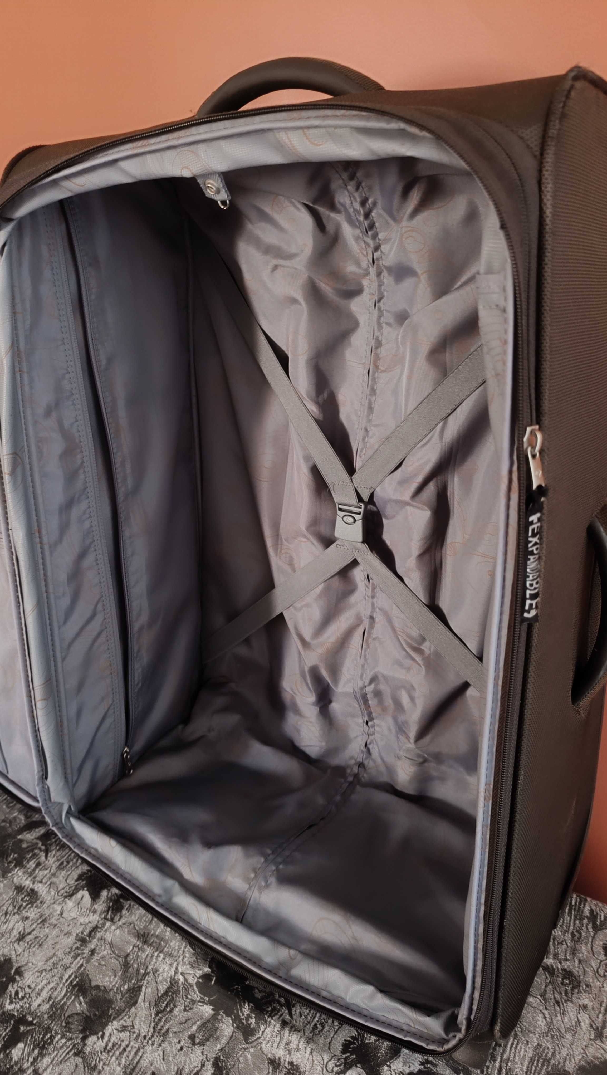 Samsonite-Много Запазен