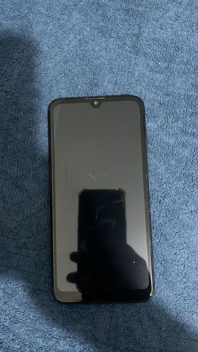 Продам телефон huawei y7