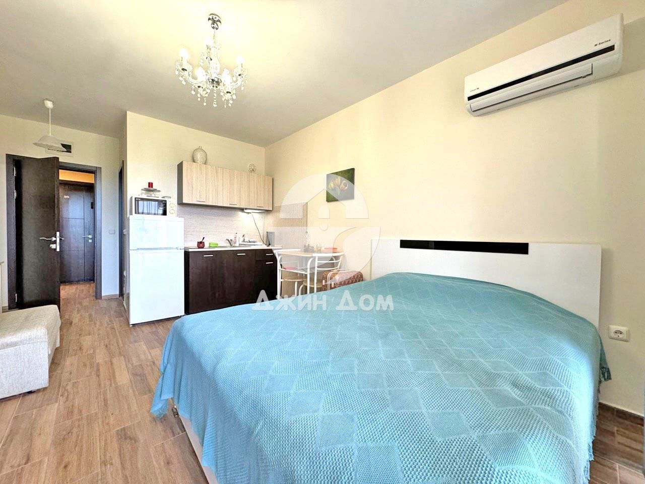 Продава се Едностаен апартамент в к.к. Слънчев бряг - 35 кв.м за 1900 €/кв.м - Снимка #1