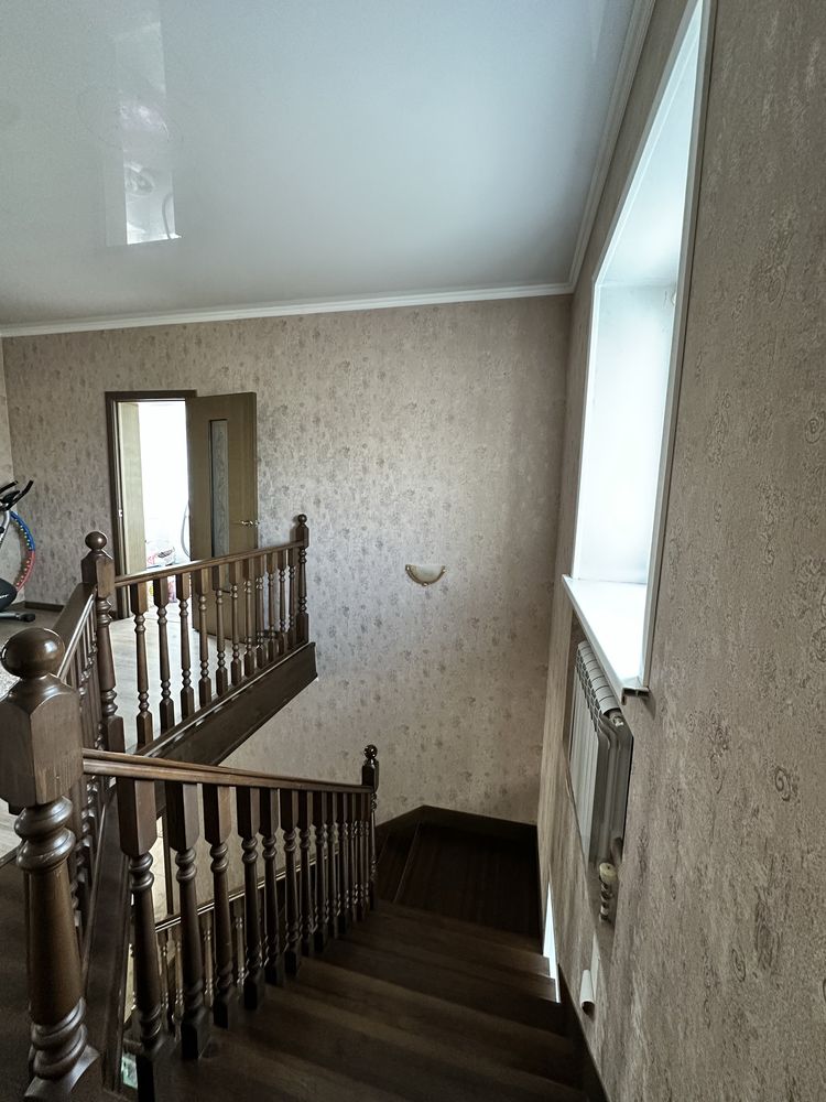 Продается коттедж 316 м2 в г.Тобыл
