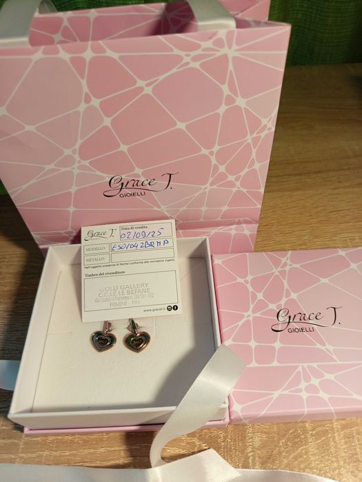 Златна гривна и сребърни обеци