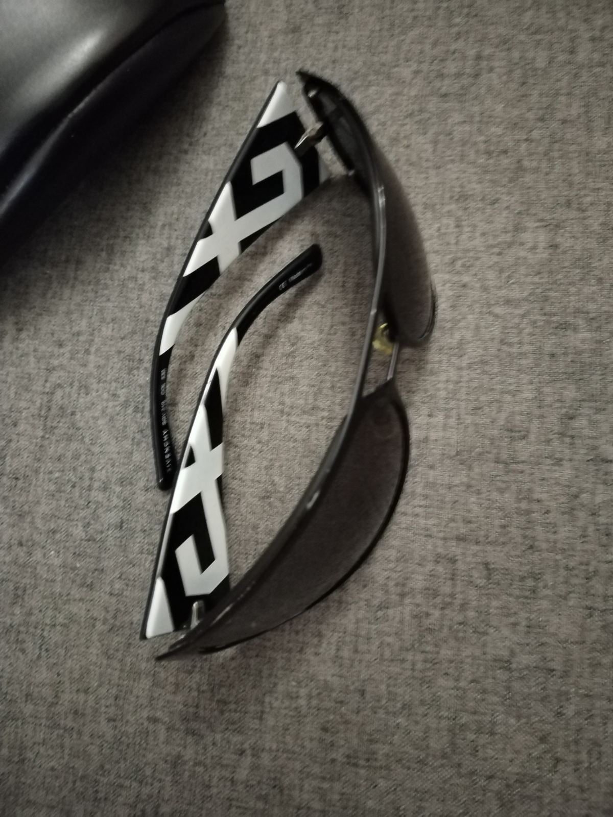Оригинални мъжки слънчеви очила Givenchy