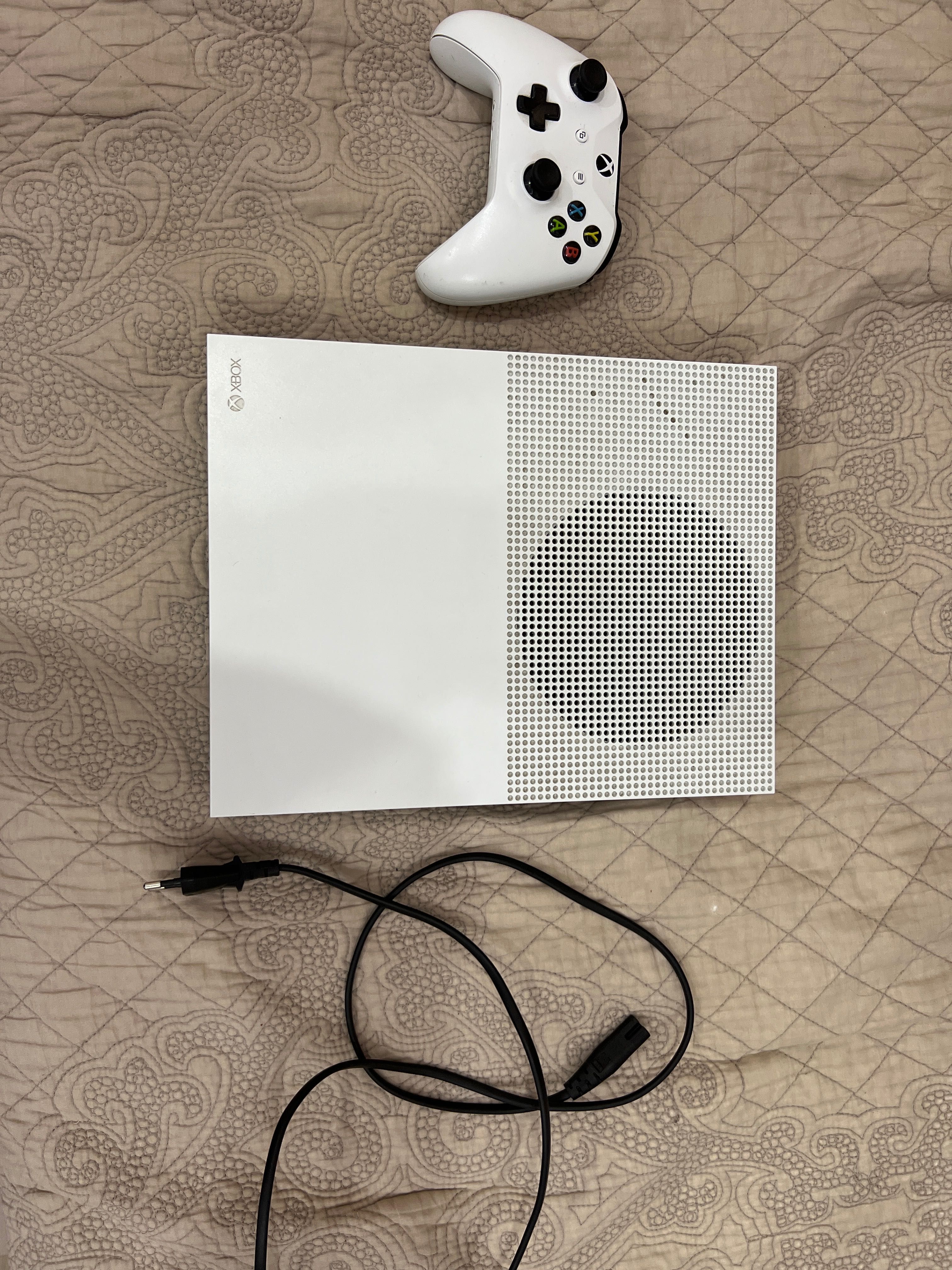 Xbox 1 s digital 1 tb