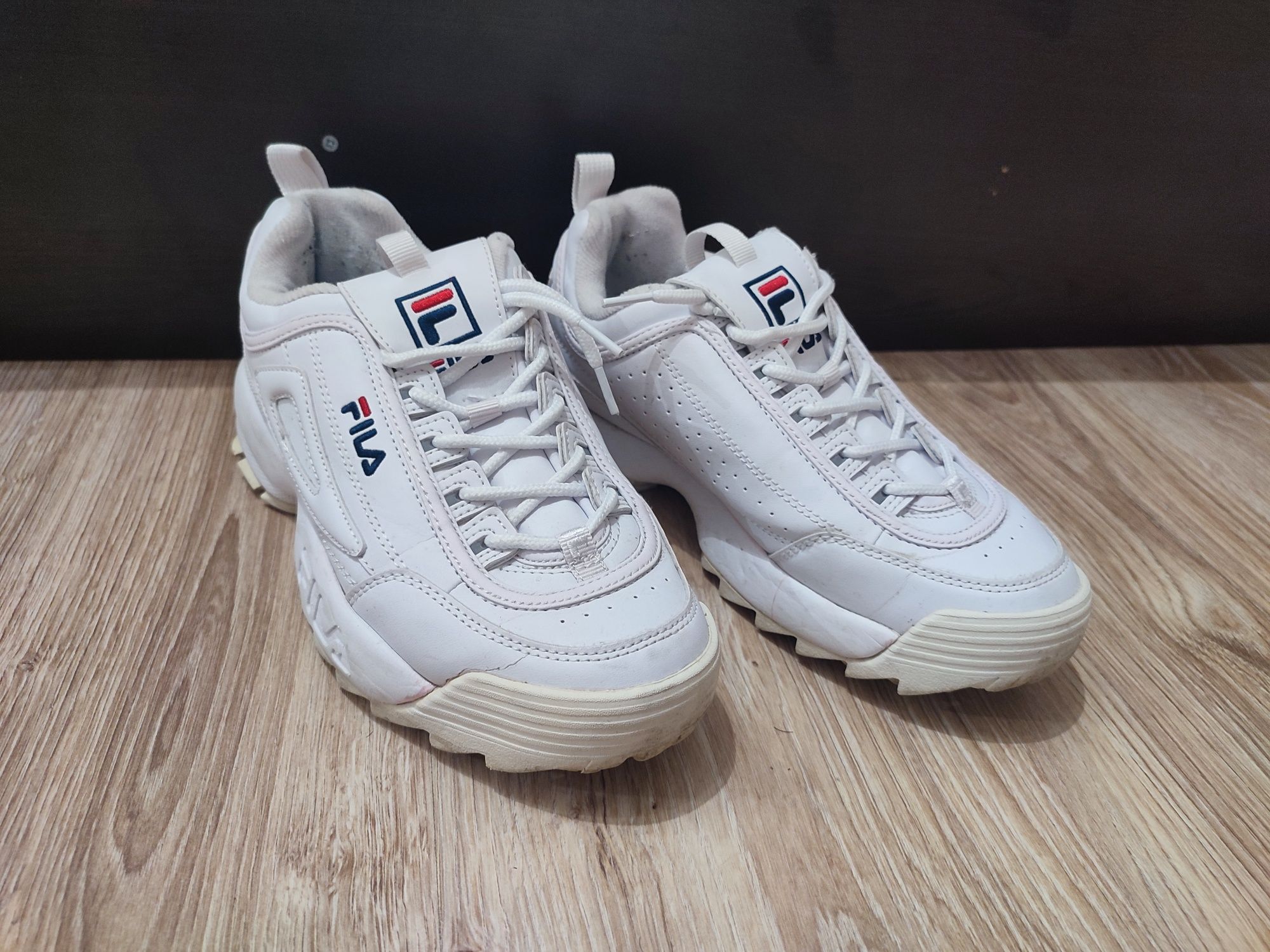 Дамски обувки FILA - р-р 38