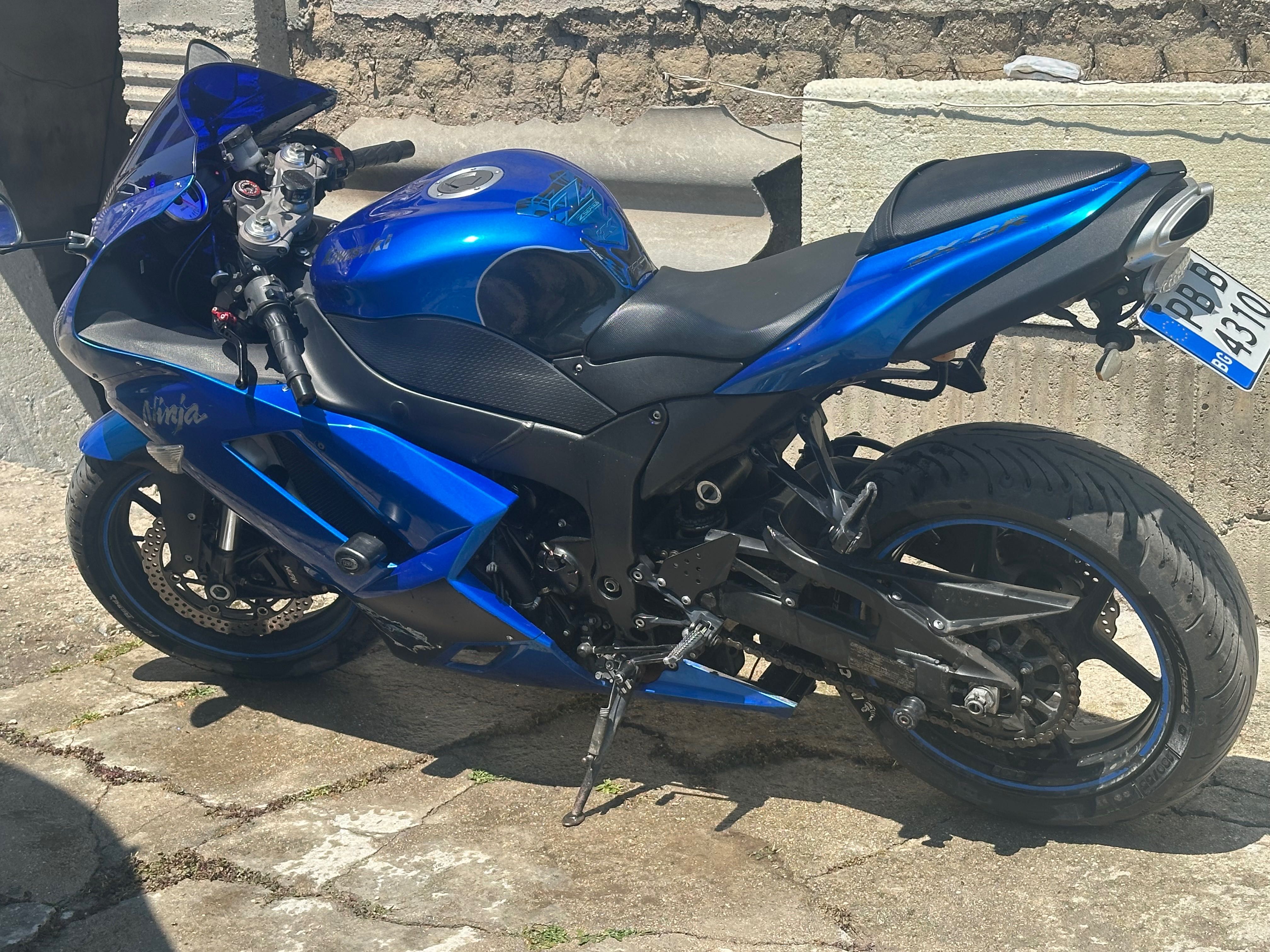 Kawasaki ninja zx6r
