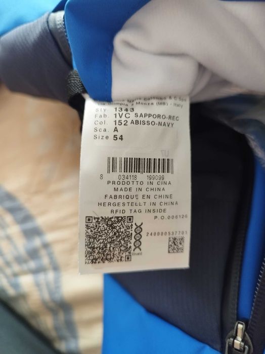 Colmar saphoro rec яке чисто ново не е обличано с етикет