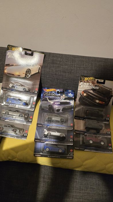 Hotwheels Mainline si Premium (Pachete la preț avantajos)