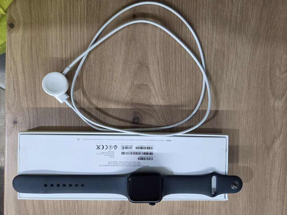 Apple watch se(gen 2)