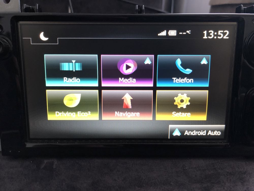 Navigatie medianav Clio 4 origine cu android auto carplay waze noua 0k