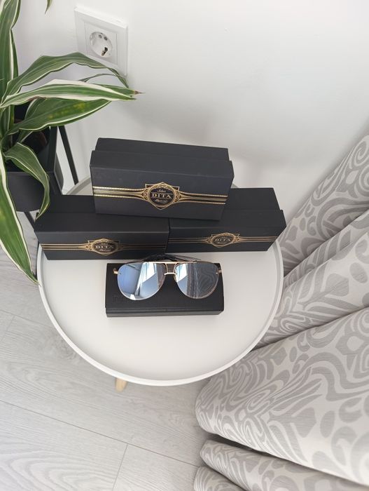 Слънчеви очила Dita