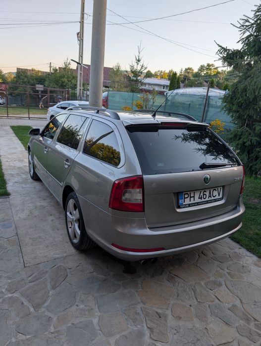 Vând Skoda Octavia 2