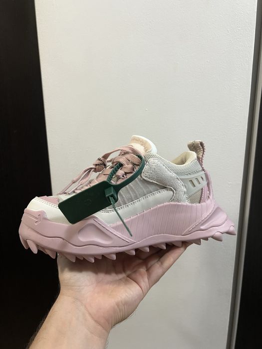 Off-White Odsy 1000 roz
