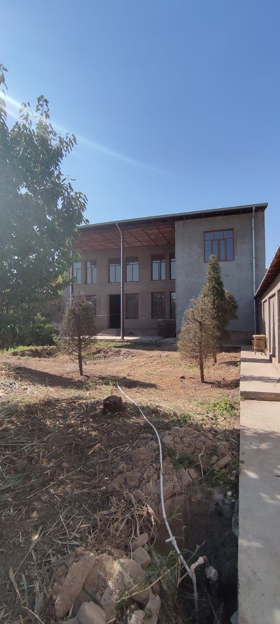 Srochno qibray Magaraj uchaska sotiladi