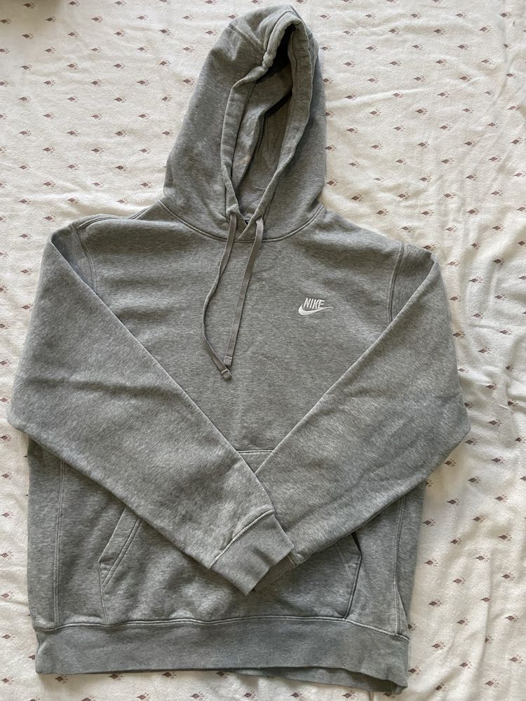 Dickies, Nike, Carhartt, Vans, Champion, Levi’s, Columvia