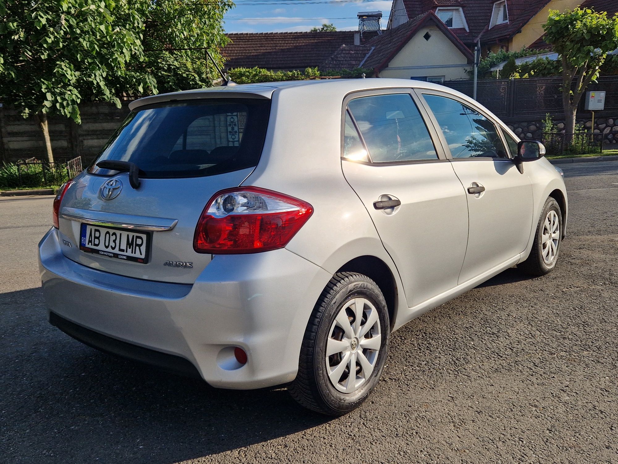 Toyota Auris Facelift 1,3 i benzina 2011