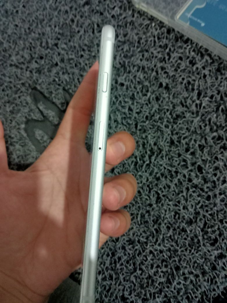 iPhone 6s plus srochna!