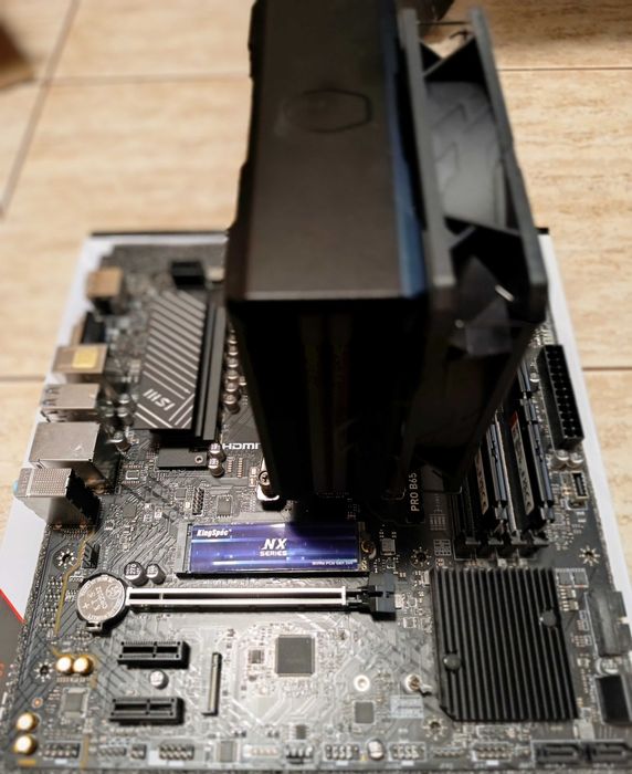 Гейминг Комбо, Ryzen 5 7600, MSI B650M Pro, 16GB DDR5 6000 - Гаранция