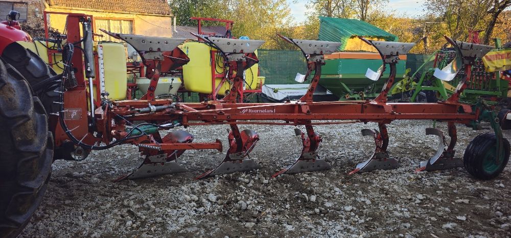 Plug kverneland vario 5 brazde