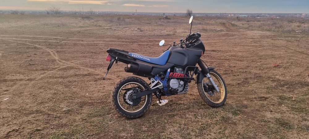 Honda dominator nx650 carnet A2