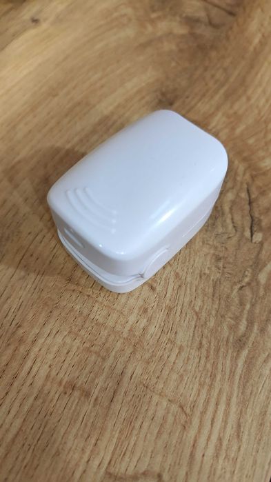 UV лампа за премахване на гъбички по ноктите