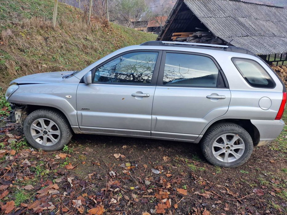 Vând sau dezmembrez, kia sportage 2006 pentru piese
