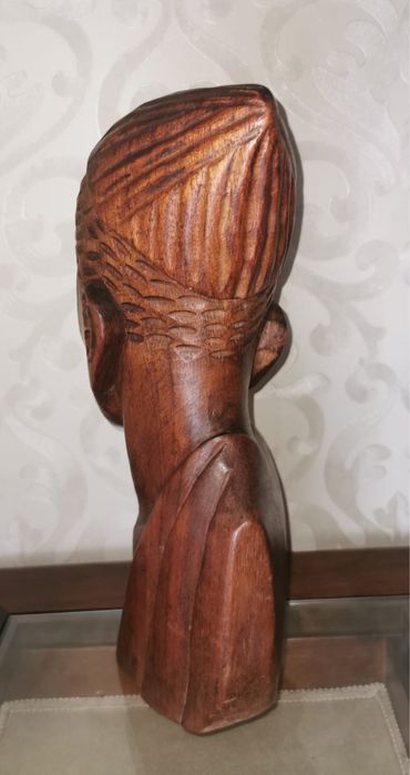 Бюст африканска ръчно резбована статуетка на мъжка глава от абанос !