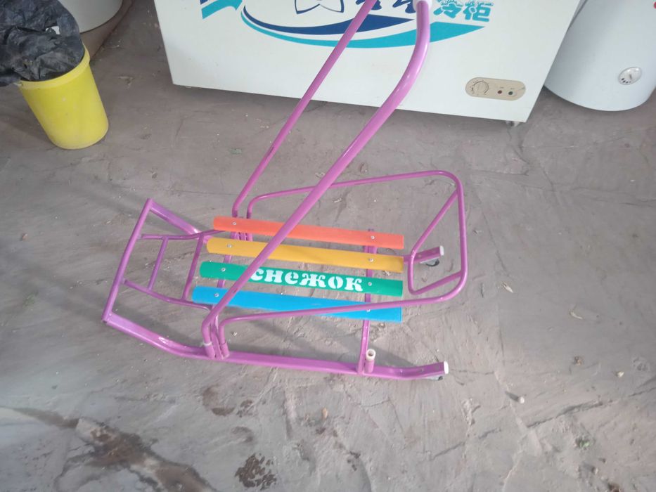 Продаются детские санки в отличном состоянии, практически новые+