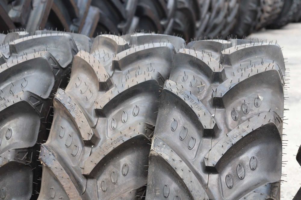 Cauciucuri Radiale 280/70R18 Bkt Noi pentru tractor fata