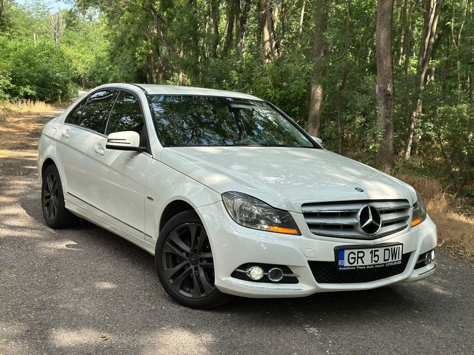 Vând Mercedes C automat