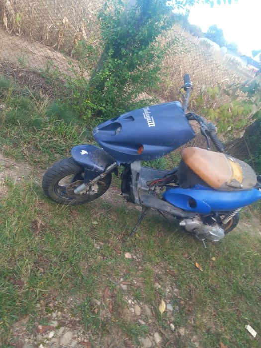 Vand acest scuter(defect)