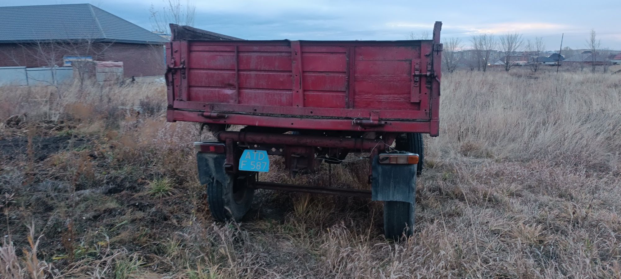 Продам прицеп 2ПТС-4