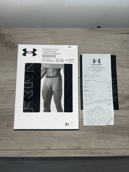 Vând set boxeri noi Under Armour bărbați mărimea M