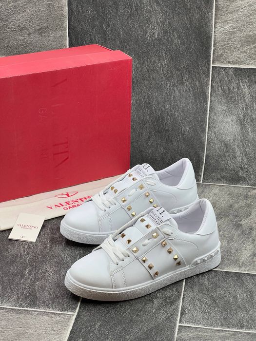 Adidasi Valentino Noi !!! Marimi 40/44 !!!