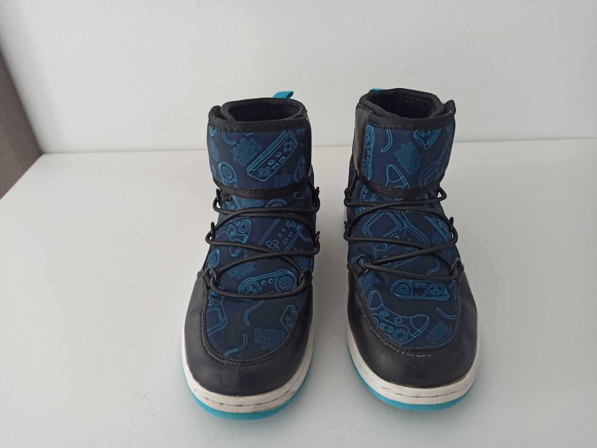 Ghete marimea 31 - interior 19/20 cm Pantofi Papuci Adidasi
