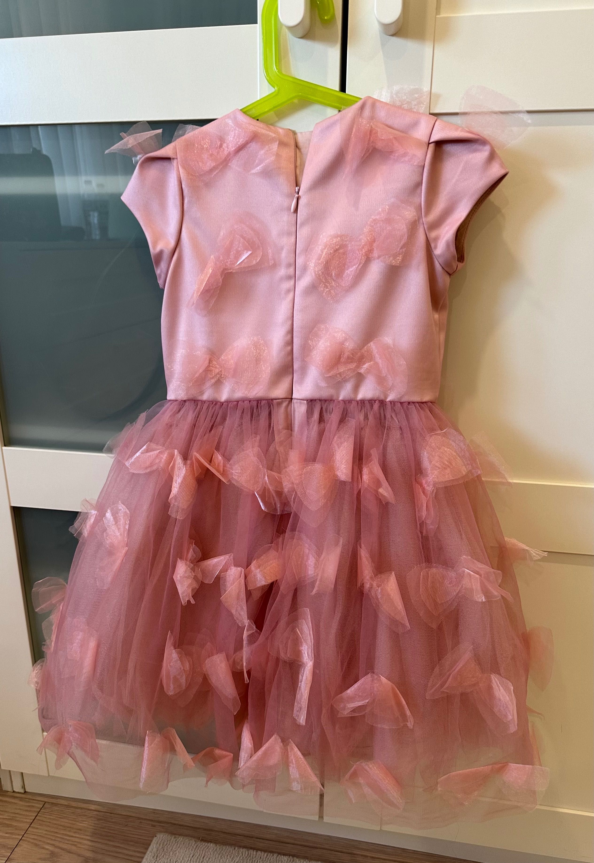 Официална розова рокля на Petite Fleur