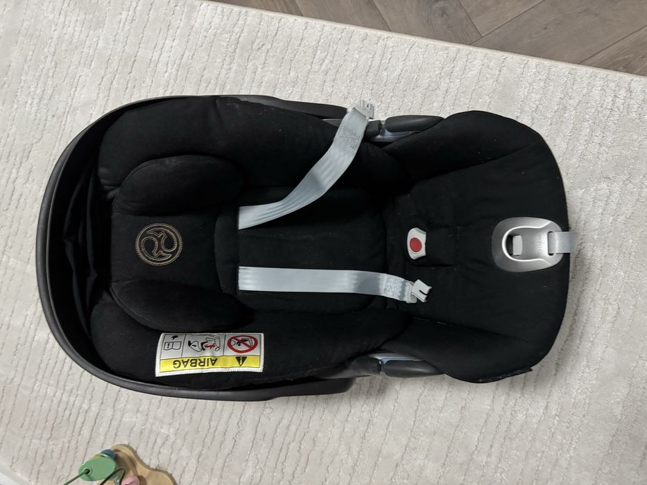 Scoica auto Cybex Cloud Z i-Size cu adaptoare