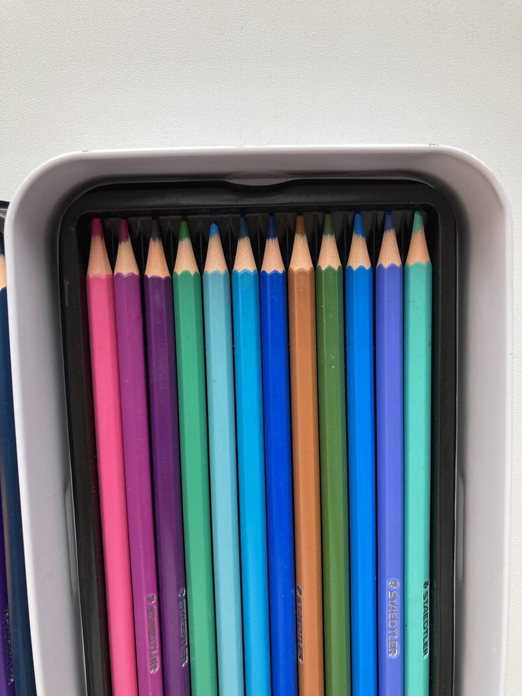 Цветные карандаши Staedtler