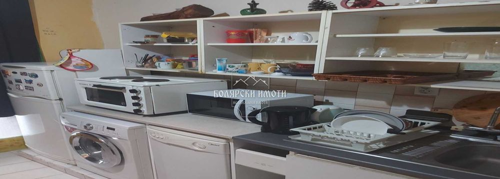 Малка Къща с двор в Идеален Център