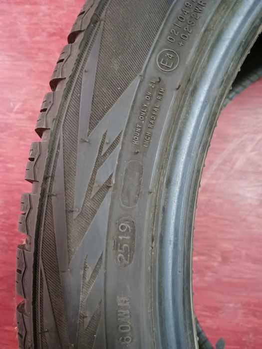 Зимни гуми PIRELLI SCORPION WINTER 295/40 R21/ Nokian Tyres 295/40/21