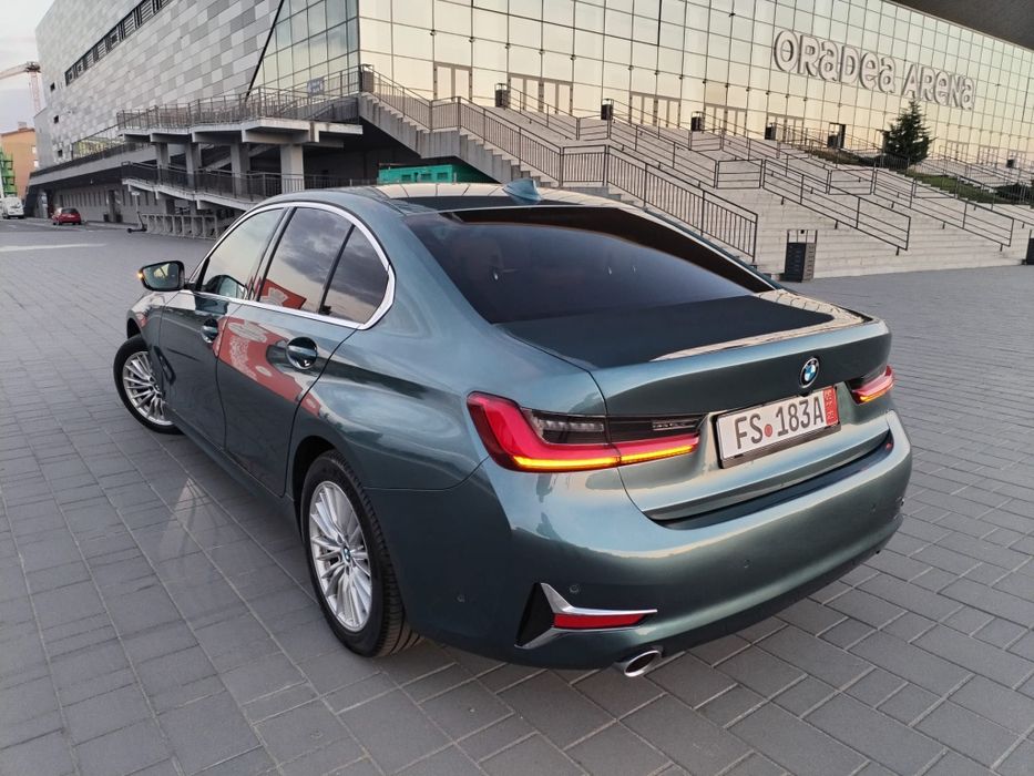 BMW 320i Sedan 2020 X-drive Virtual Head-up Automat Individual 93000km