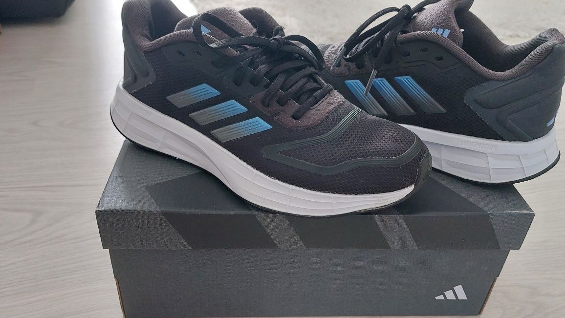 Adidasi adidas marmea 40