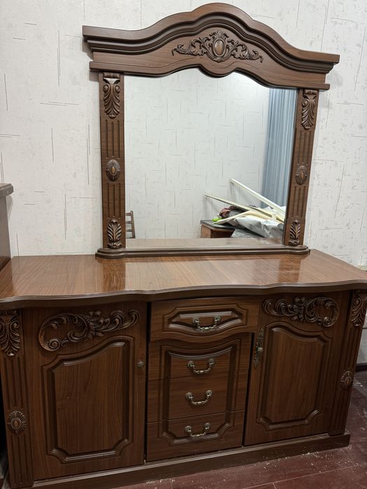 Продается комплект метели для гостинной и спални в идеальном состоянии