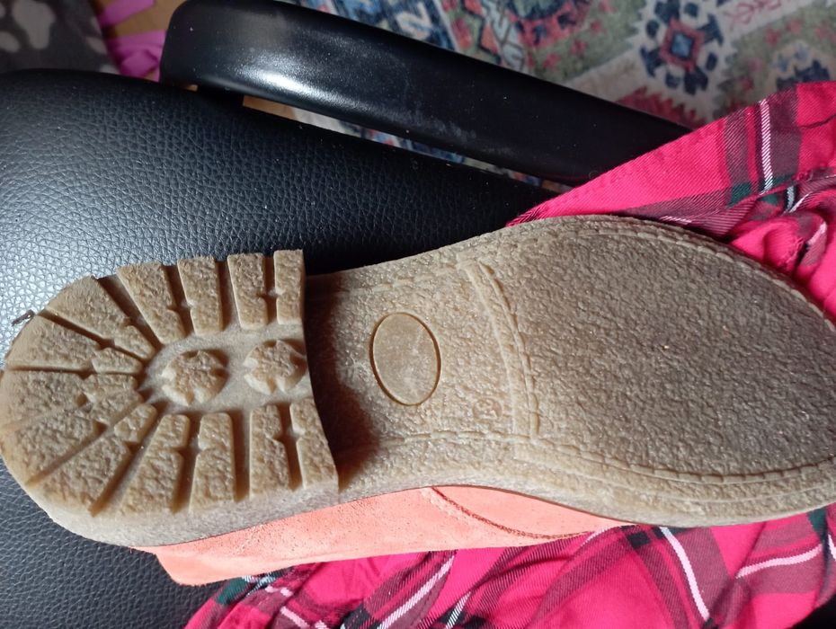 Vând ghete piele femei