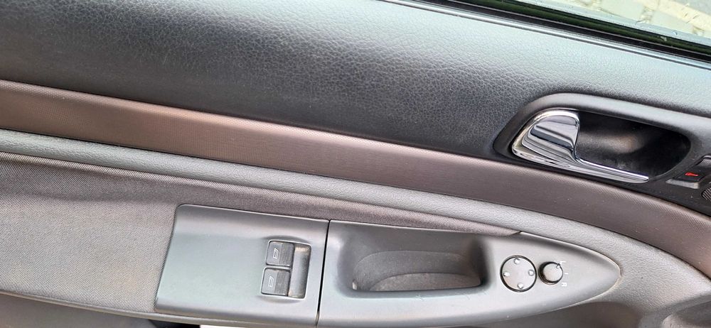 Audi A4,benzina 1.8,automat, 1998