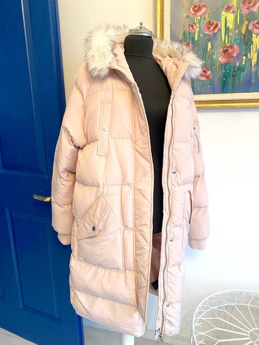 Vand geaca Superdry marime 42 noua cu eticheta