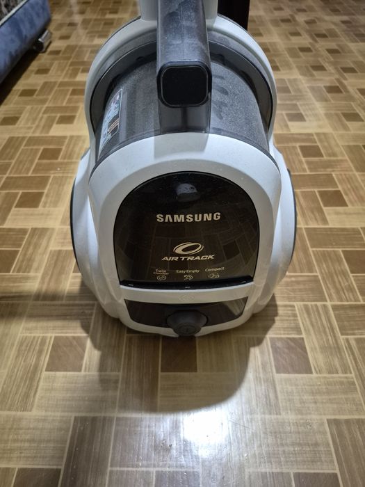 Продам пылесос Samsung